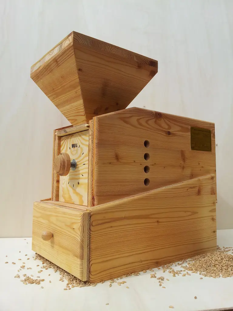 Molino de cereales para pequeños panaderos, modelo IV (de WIDU Mühlenbau)